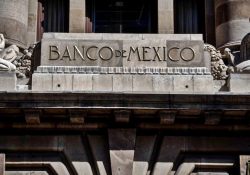 Anticipan nueva alza de Banxico en la tasa objetivo a 11.5%