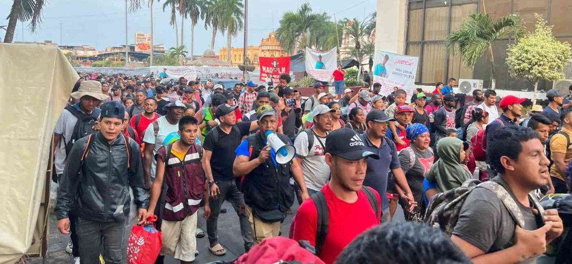 Más de 2 mil migrantes salen de Tapachula en nueva caravana hacia EEUU
