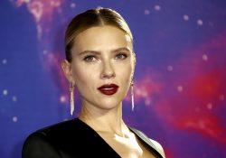 La nueva cara de Prada es Scarlett Johansson