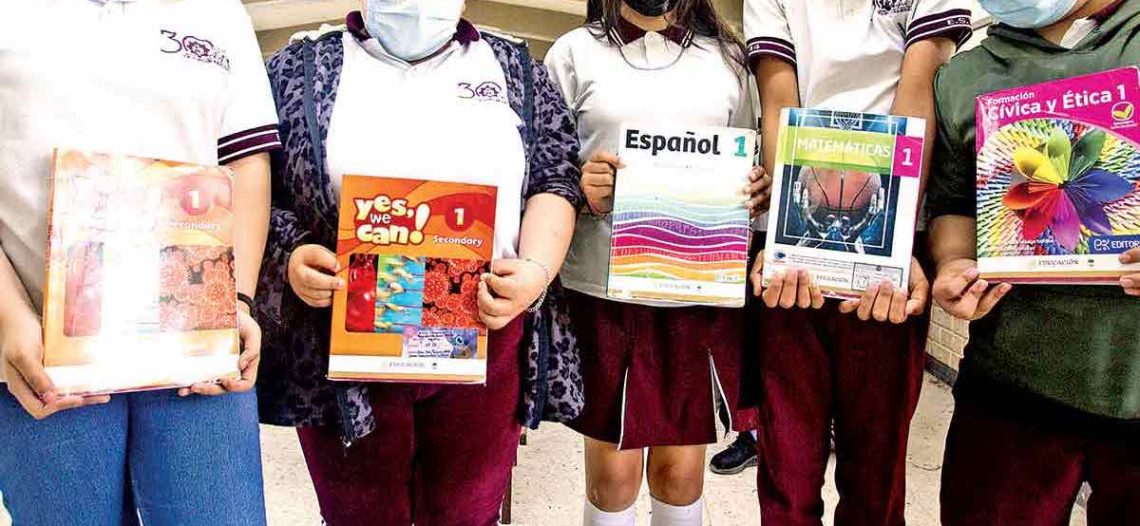 Dan amparo definitivo contra libros de texto