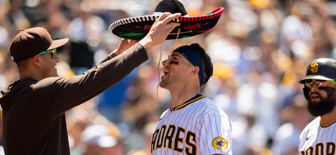 Sigue la fiesta mexicana en San Diego Padres