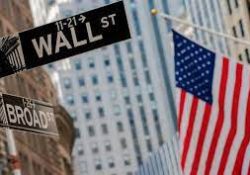 Wall Street cae brevemente tras circular en redes una imagen falsa de humo en el Pentágono