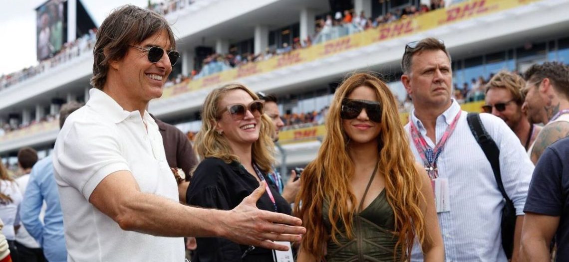 Shakira y Tom Cruise son captados juntos en Gran Premio en Miami