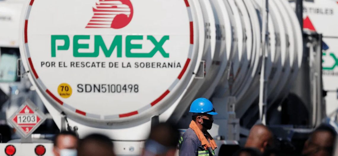 Pemex y CFE deben pagar 353 mil mdp