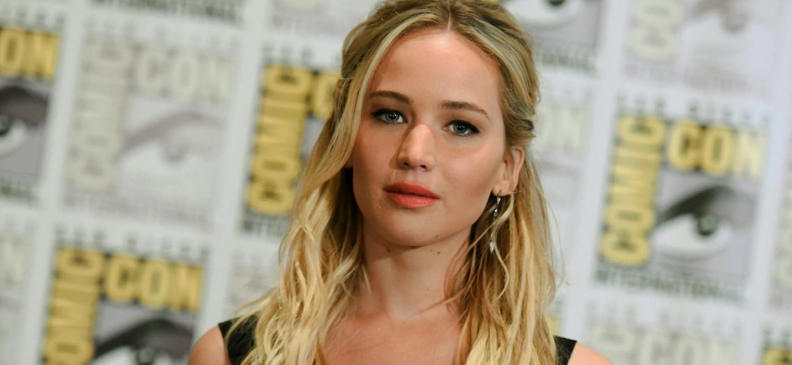 Jennifer Lawrence apoya huelga en Hollywood