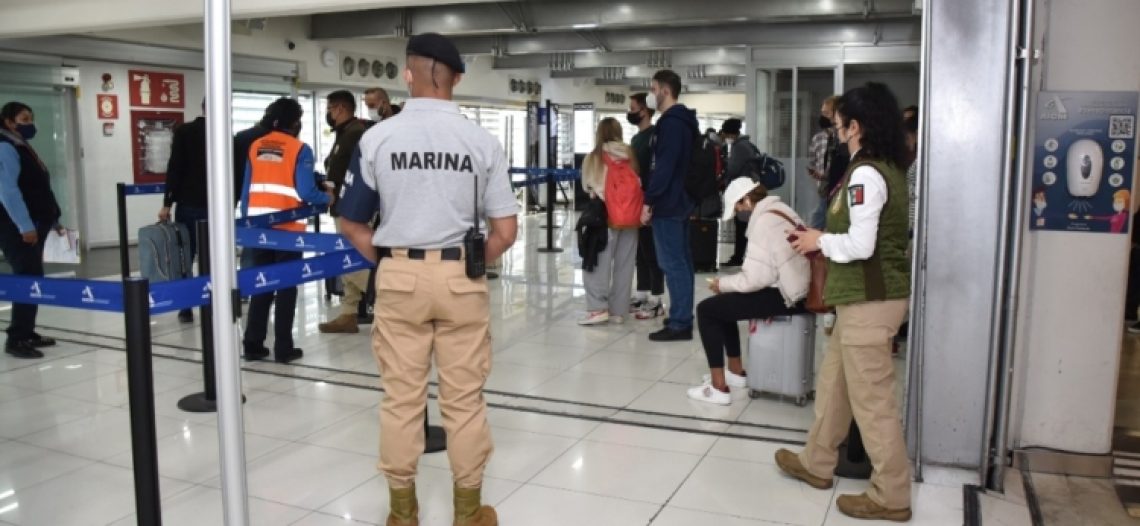 Aeropuertos de Cajeme y Guaymas serán controlados por la Marina