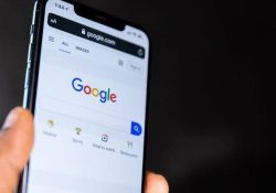 Google bloquea acceso a sitios de noticias en Canadá