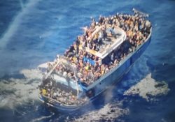 Horror en el naufragio del Jónico: ni rastro del centenar de mujeres y niños que viajaban en la embarcación