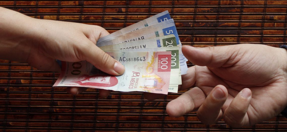México, el de mayor alza en salario mínimo: OCDE