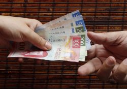 México, el de mayor alza en salario mínimo: OCDE