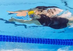 A sus 19 años, Mollie O’Callaghan rompe récord del mundo en 200m libre
