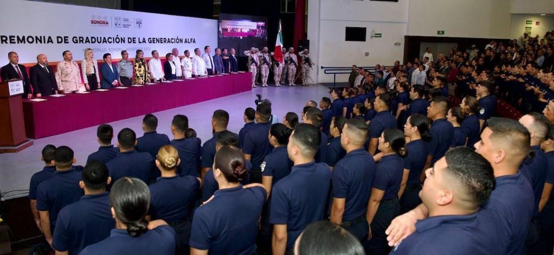 Egresa primera generación de la Universidad de Seguridad Pública