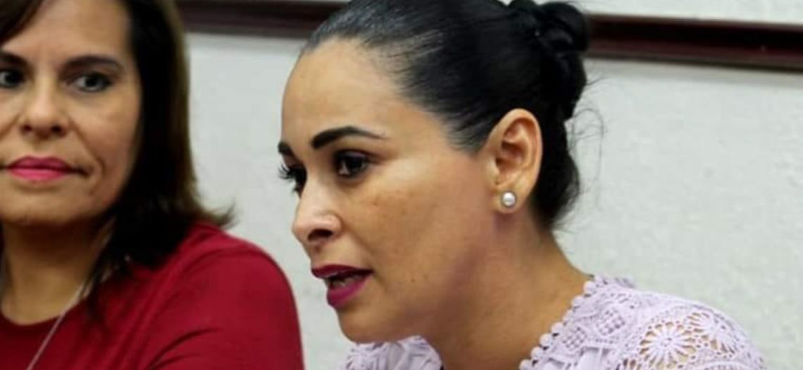 Van por más funcionarios municipales; el trienio de Sara Valle en la mira