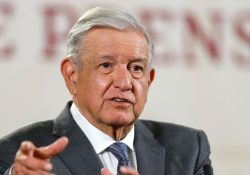 López Obrador se reúne con gabinete por temas de salud, educación y seguridad