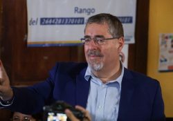 Bernardo Arévalo gana la presidencia de Guatemala