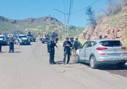 Seguridad Publica en coordinación con SEMAR atienden incendio de vehículo en Guaymas, este cuenta con reporte de robo en Arizona