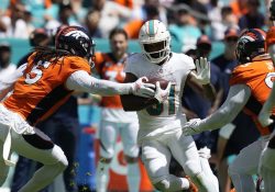 Delfines de Miami propina paliza histórica a los Broncos de Denver