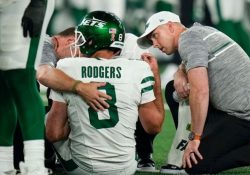 Inicio agridulce: Aaron Rodgers salió lesionado