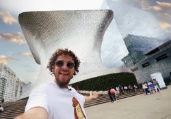 Asaltan a Luisito Comunica en calles de la CDMX; manda mensaje a ladrón