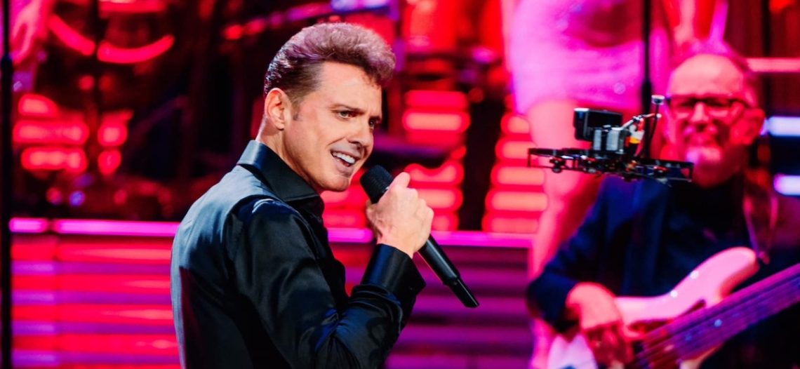 Luis Miguel ilumina Manhattan con fans de lujo
