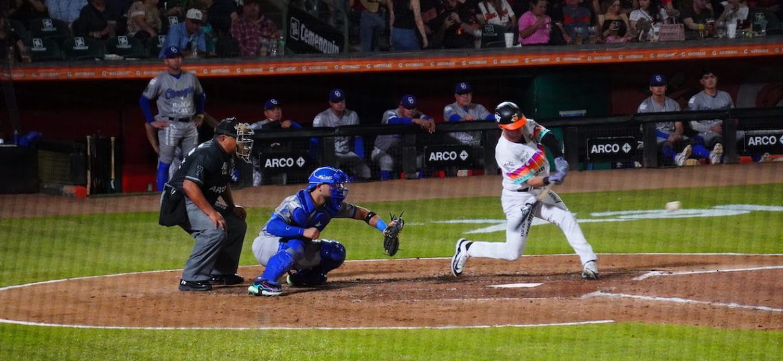 Yaquis le arruina la fiesta inaugural a Naranjeros en Hermosillo