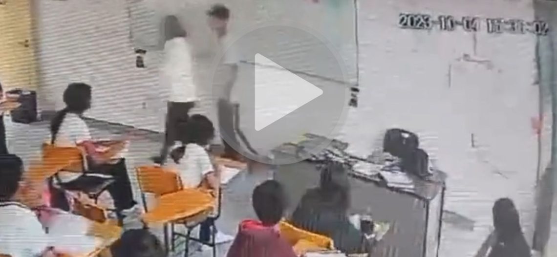 Ataca alumno con navaja a profesora en Secundaria de Coahuila