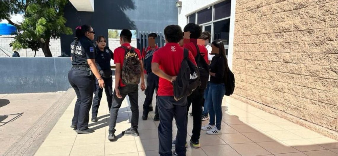 Más vigilancia en escuelas; la Policía detiene a jóvenes rijosos y pide atención a los padres
