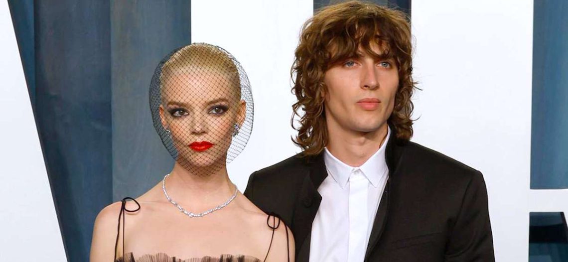 Anya Taylor-Joy se casa con su novio Malcolm McRae en Venecia
