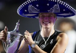 Iga Swiatek conquista WTA Finals y retoma la cima del ranking WTA