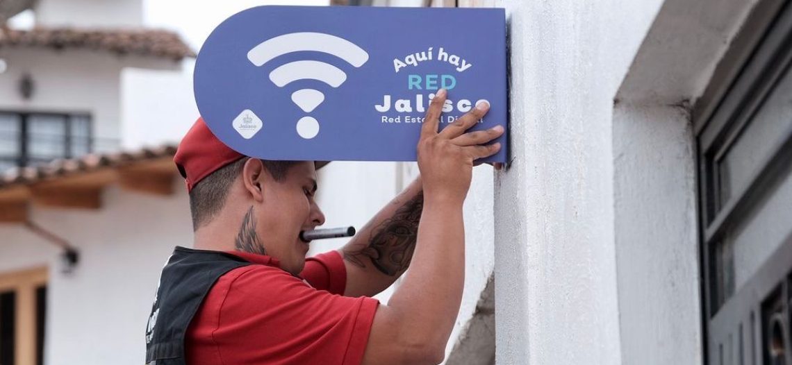 Jalisco invierte 5 mil mdp en red de internet de alta velocidad