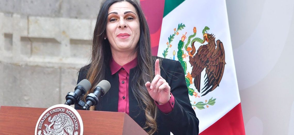 Defiende el presidente a Ana Guevara y afirma que los atletas panamericanos recibirán estímulos económicos