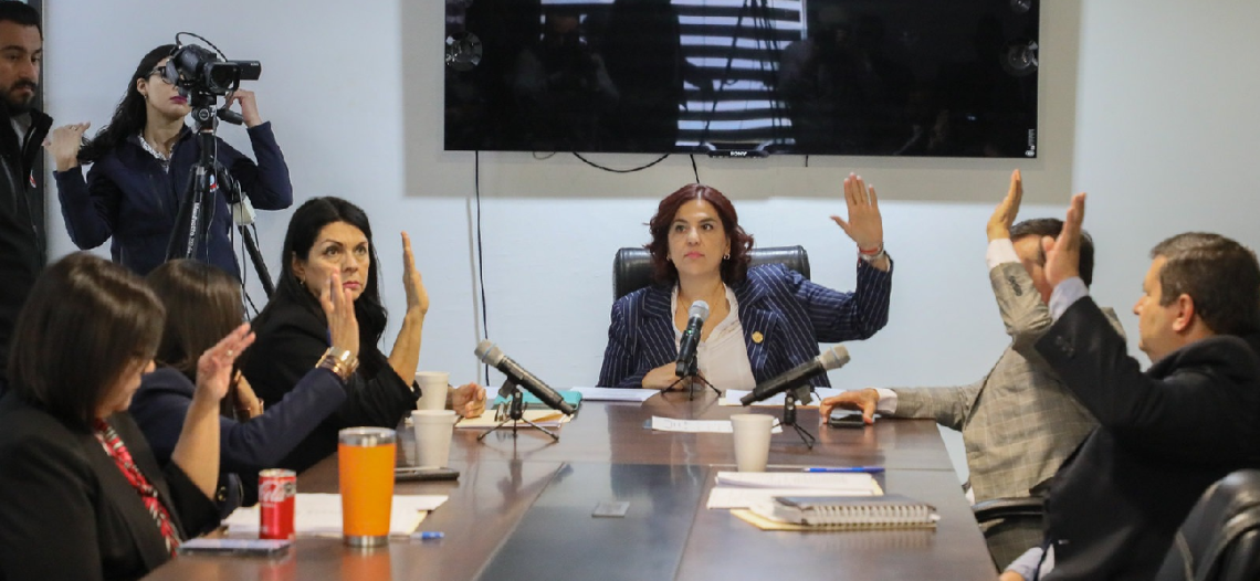 Congreso de Sonora aprueba en comisión regular medicina estética