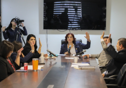 Congreso de Sonora aprueba en comisión regular medicina estética