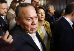 Otra crisis en el PRD; acusan dirigentes de grupos al interior que Zambrano los traicionó
