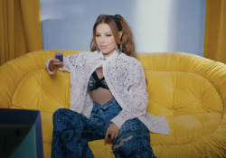 Thalía incursiona en los corridos tumbados con «Choro» y le llueven críticas