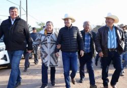 Entrega gobernador Durazo equipo pesquero en beneficio de familias de Bahía de Lobos
