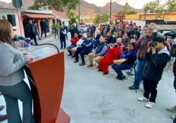 Entrega Karla Córdova González obra en el sector La Cantera.
