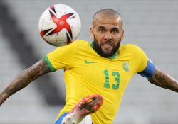 Dani Alves es condenado a cuatro años y medio de cárcel por violación