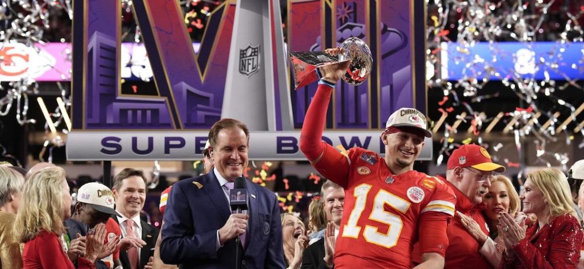 Kansas City se corona de manera agónica en histórico Super Bowl LVIII
