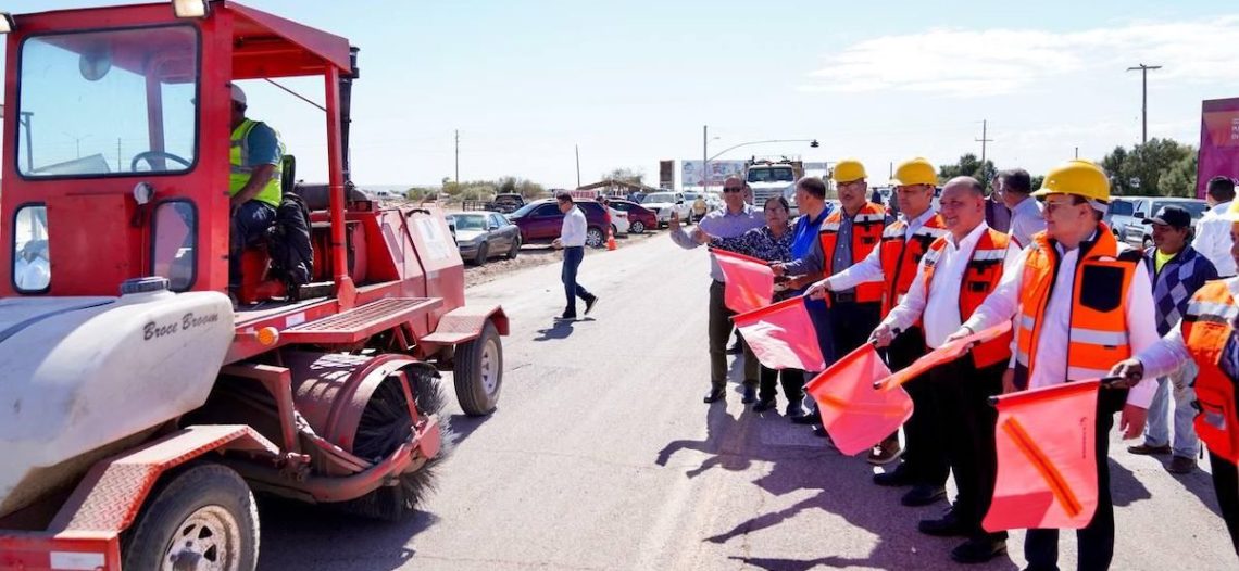 Inician obras de infraestructura vial e hídricas con inversión de 113.5 mdp