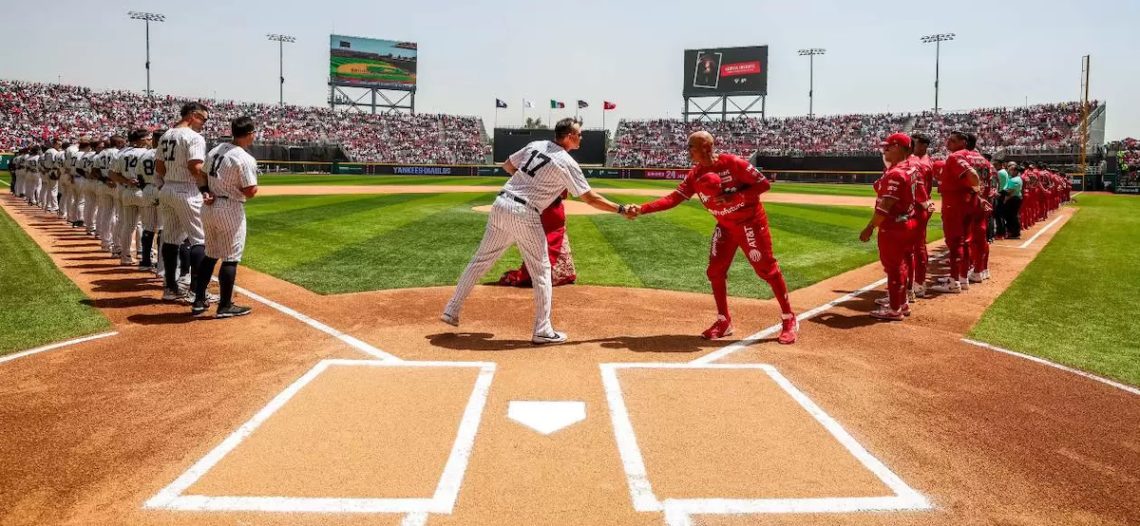 Diablos Rojos vence agónicamente a Yankees en su regreso a México