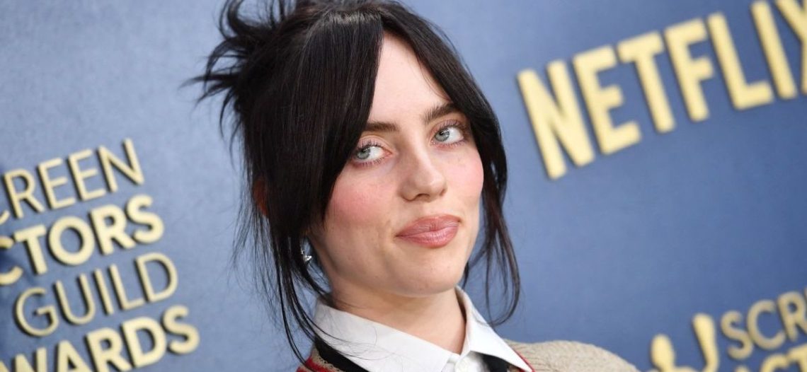 Billie Eilish pone a todos sus seguidores de Instagram en ‘Mejores amigos’