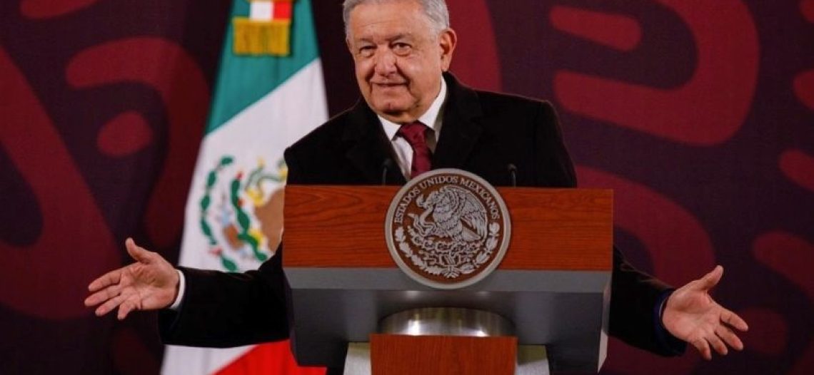 AMLO revisará demandas de trabajadores de la Unison, pues desconocía huelga