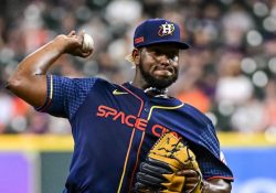 Dominicano Ronel Blanco lanza el primer no hitter de la temporada