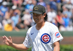 El japonés Shota Imanaga, embiste a Fernando Valenzuela