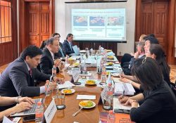 Expone Gobernador iniciativas en materia de aprovechamiento de energías limpias