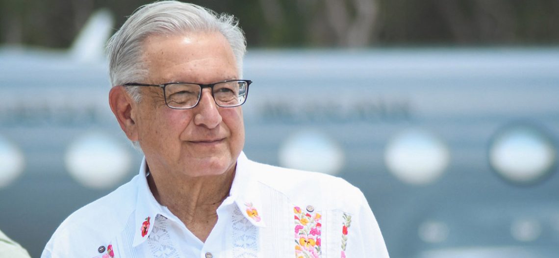 López Obrador revisa avances en construcción del tramo 7 del Tren Maya
