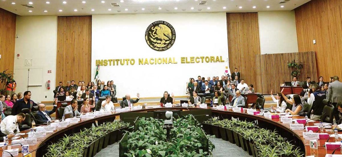 El INE rescata elecciones en tres estados; garantiza derecho al voto