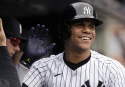 Yankees doblegan a Marineros con cuadrangulares del dominicano Juan Soto