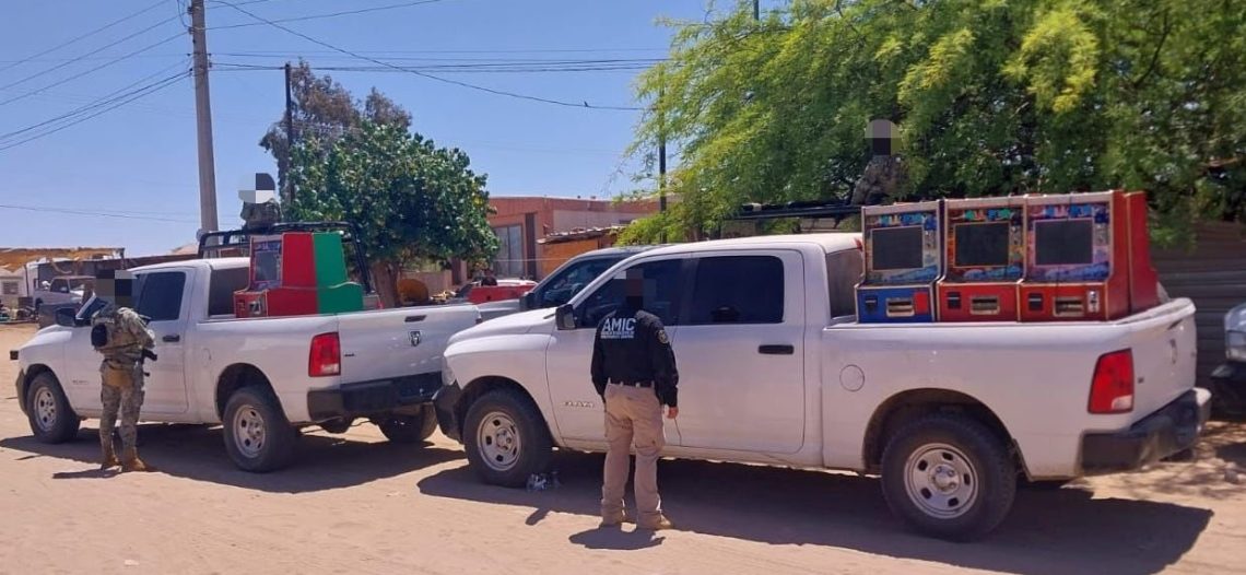 Asegura FGJES y SEMAR máquinas tragamonedas en el Golfo de Santa Clara